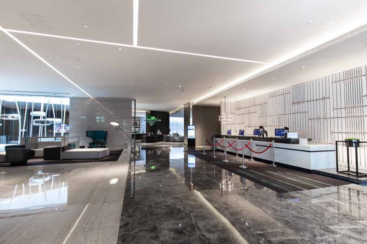 Crowne Plaza Shenzhen World Exhibition And Convention Center, An Ihg Hotel Buitenkant foto